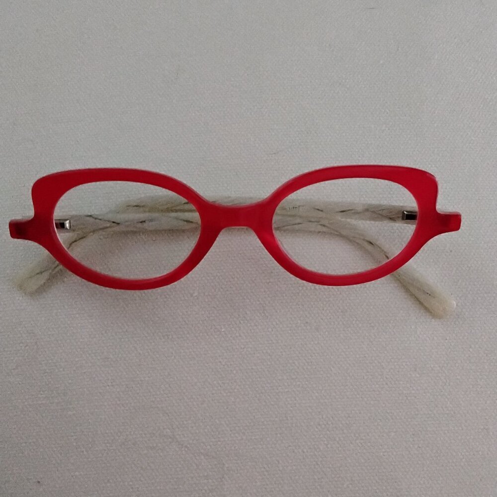 Reading Glasses - image 3
